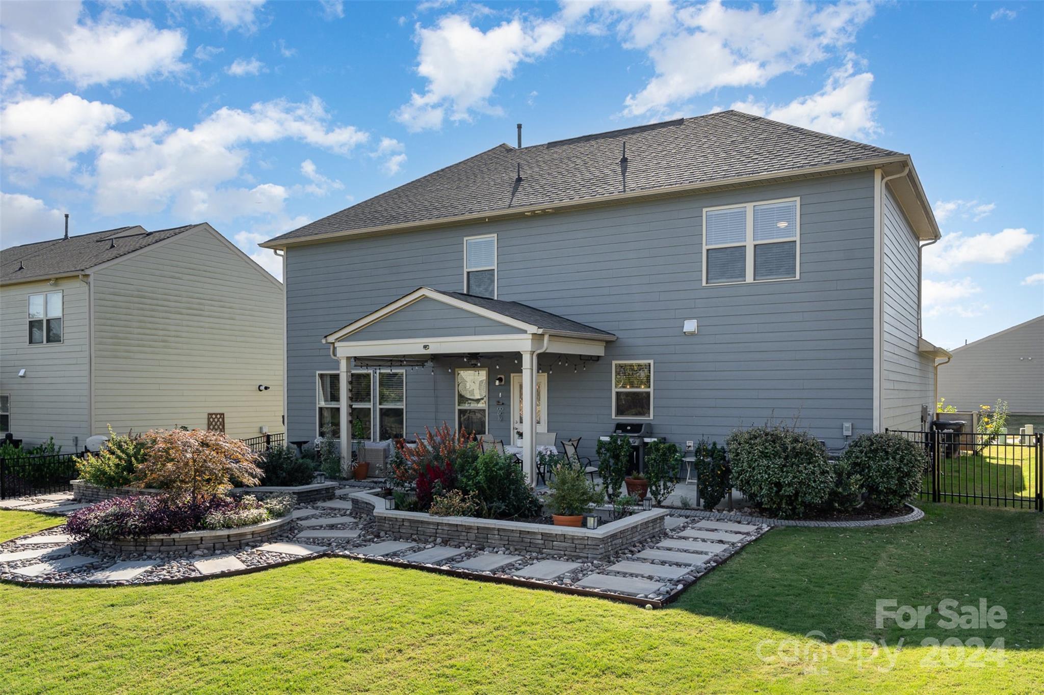 Queensbridge - Residential