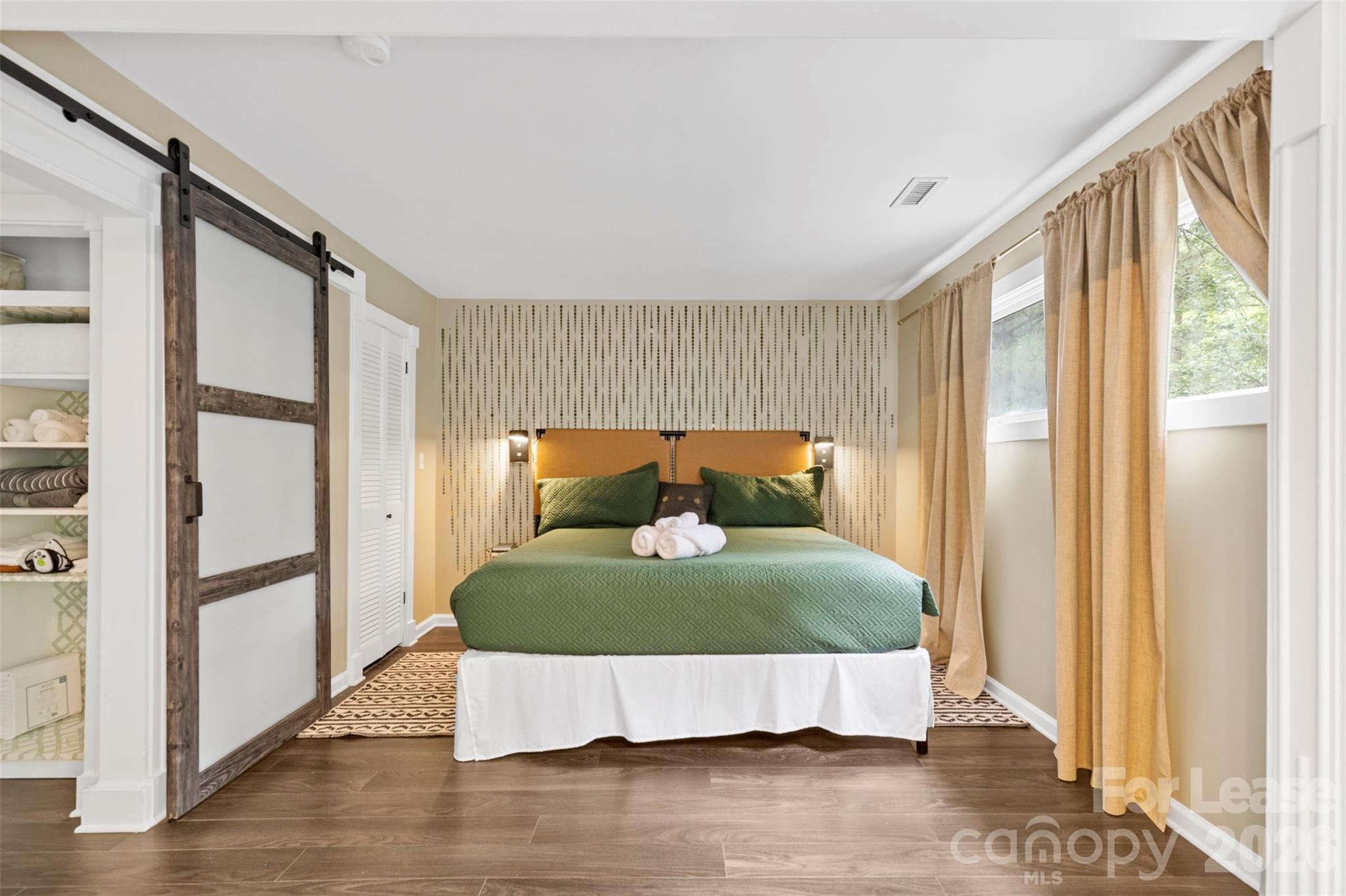 25033 Molokai Drive Upper Unit