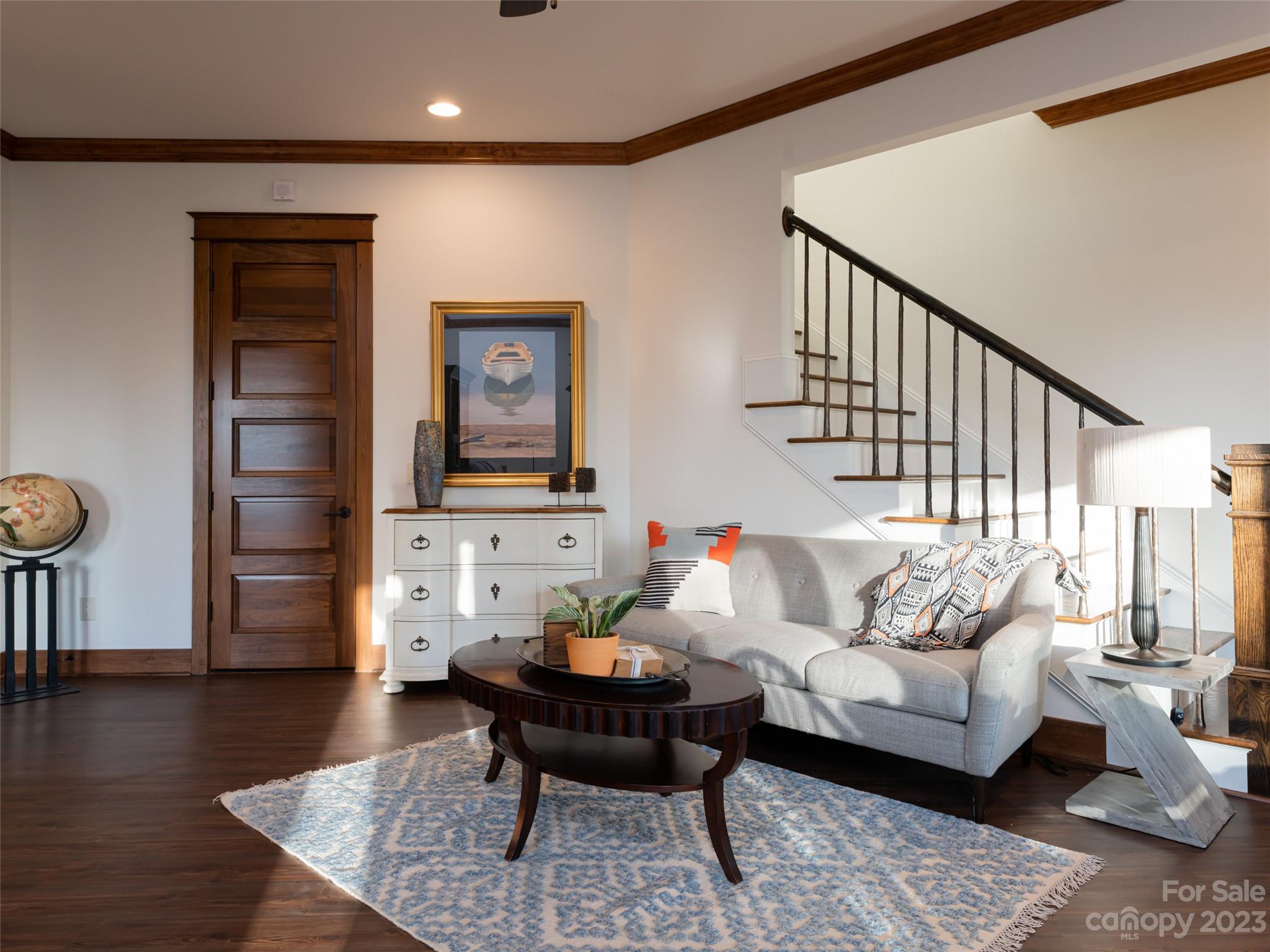 Reynolds Mountain - Residential