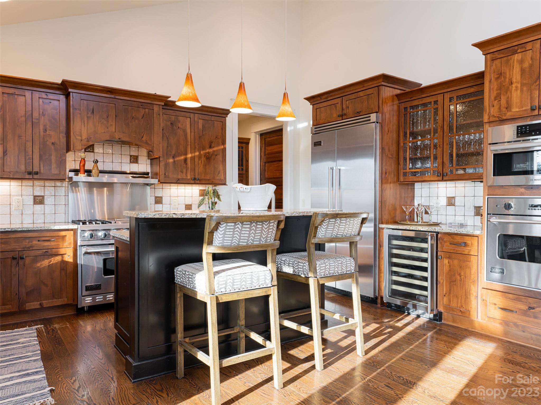 Reynolds Mountain - Residential