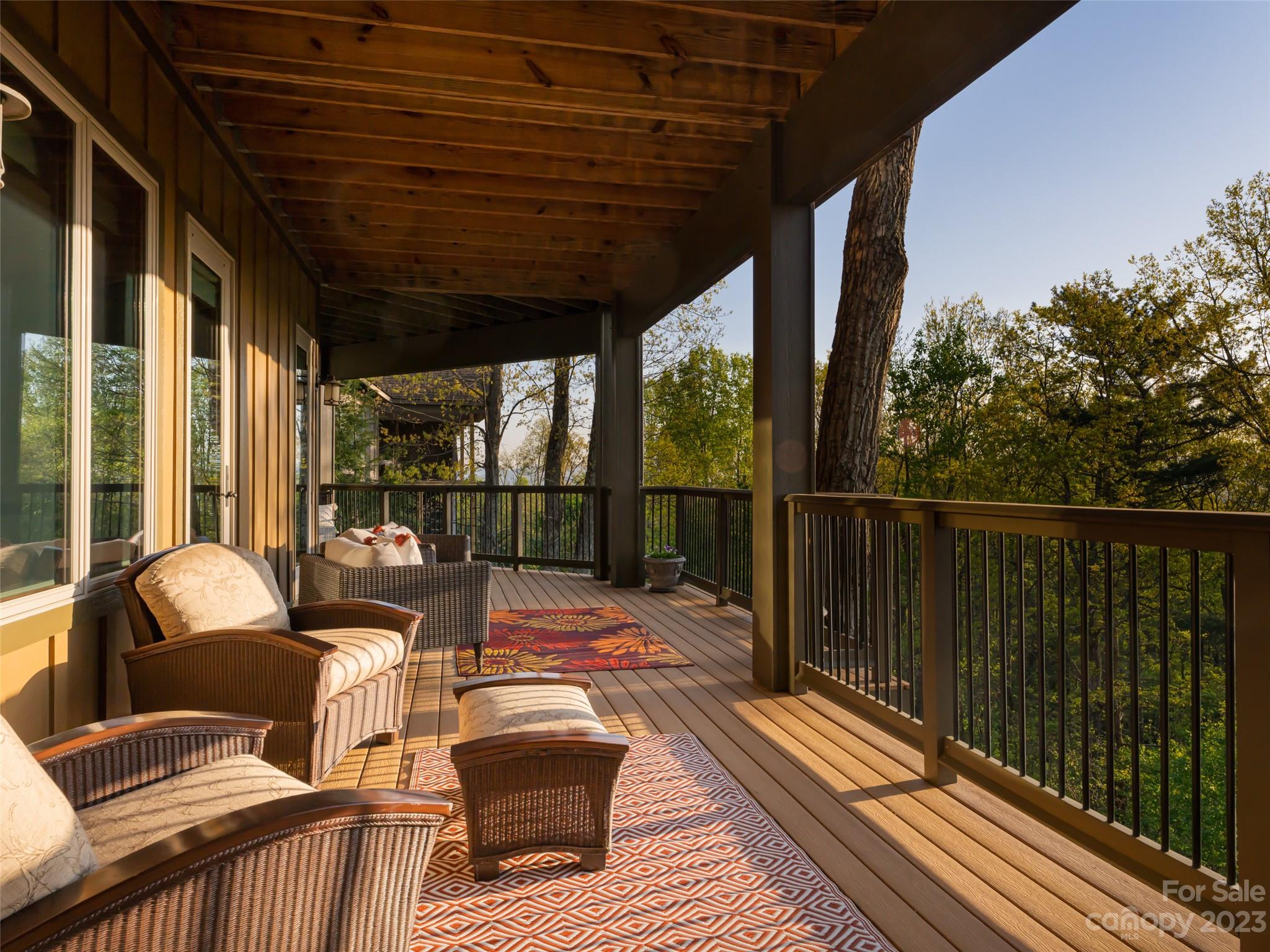 Reynolds Mountain - Residential