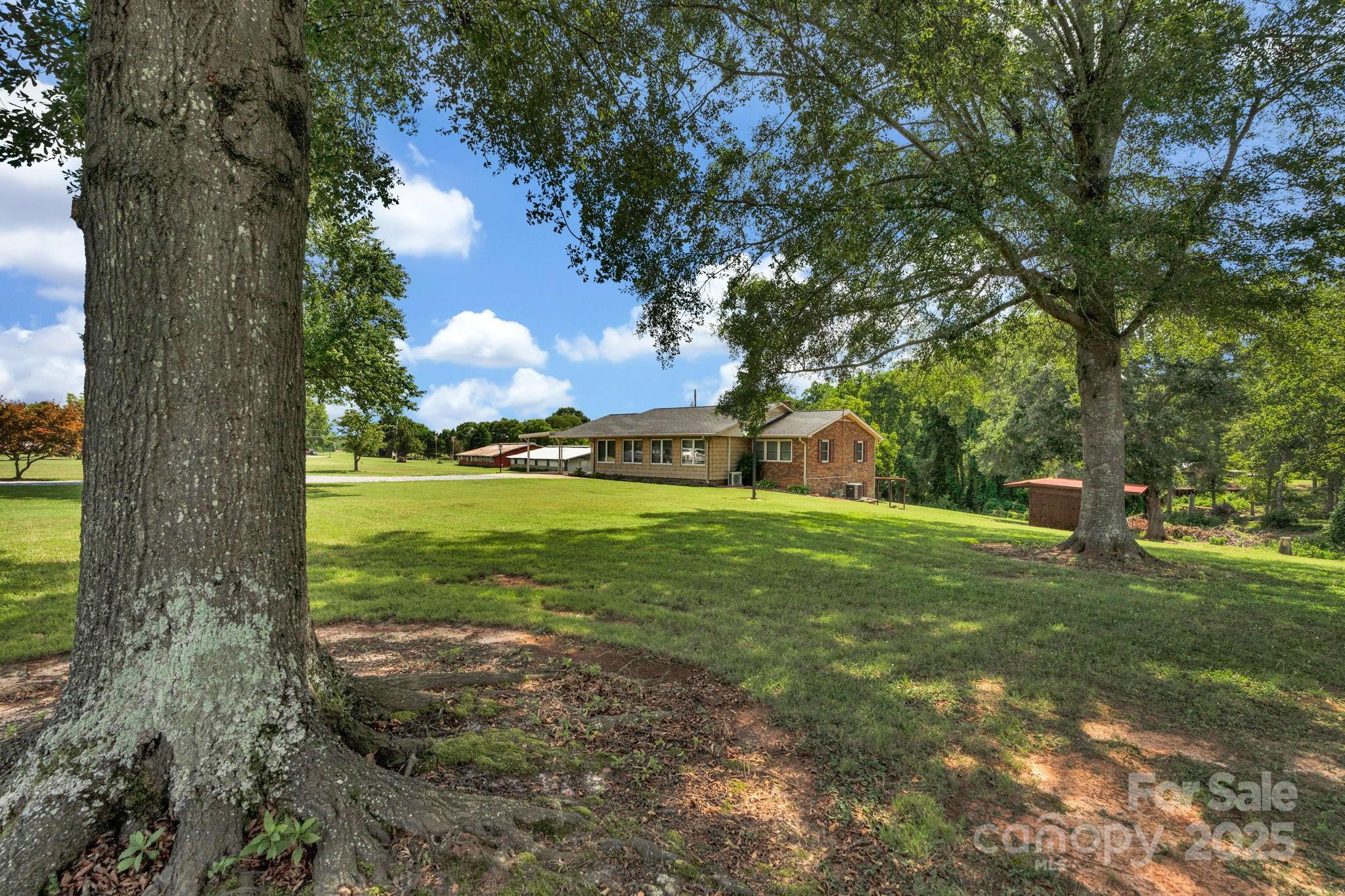 2036 Biggers Lake Road