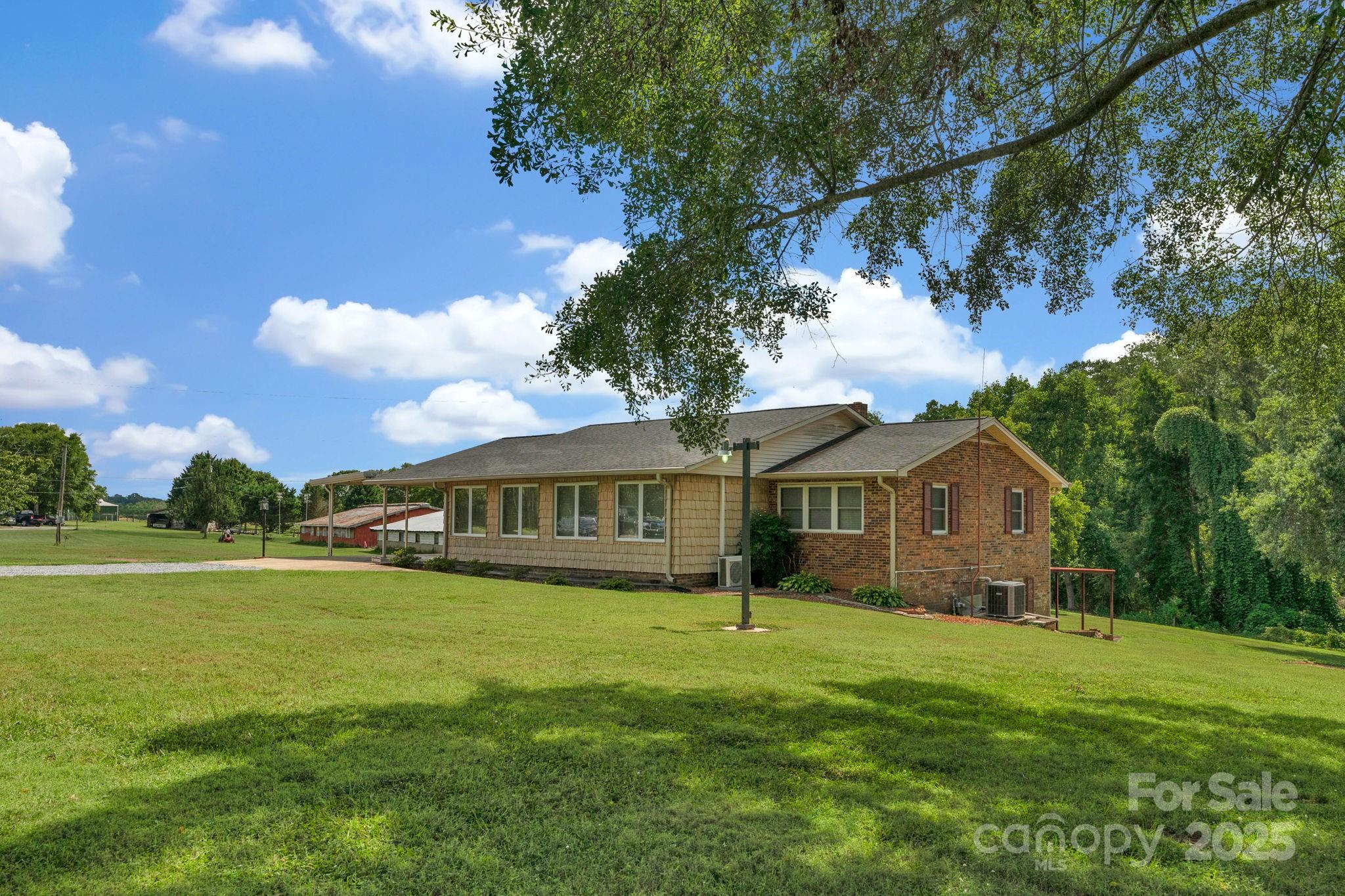 2036 Biggers Lake Road