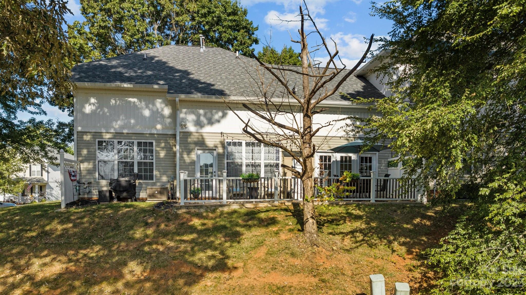 Glenridge Townhomes - Residential