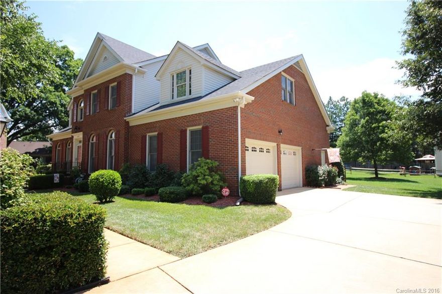 Beautiful, traditional all brick home with a fenced backyard, featuring gorgeous landscaping, a patio and a deck with a ramp.  The vaulted master and living room on the main level add to the openness of this home.  Tile and hardwoods on the first floor.  Large Master Walk-in-Closet.  Two AC systems and two furnaces.  Come see this lovely home in a cul-de-sac convenient to I85 and shopping.