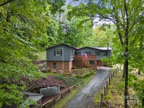 A home in Waynesville