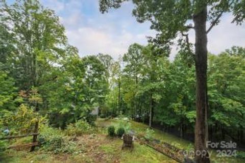 A home in Waynesville