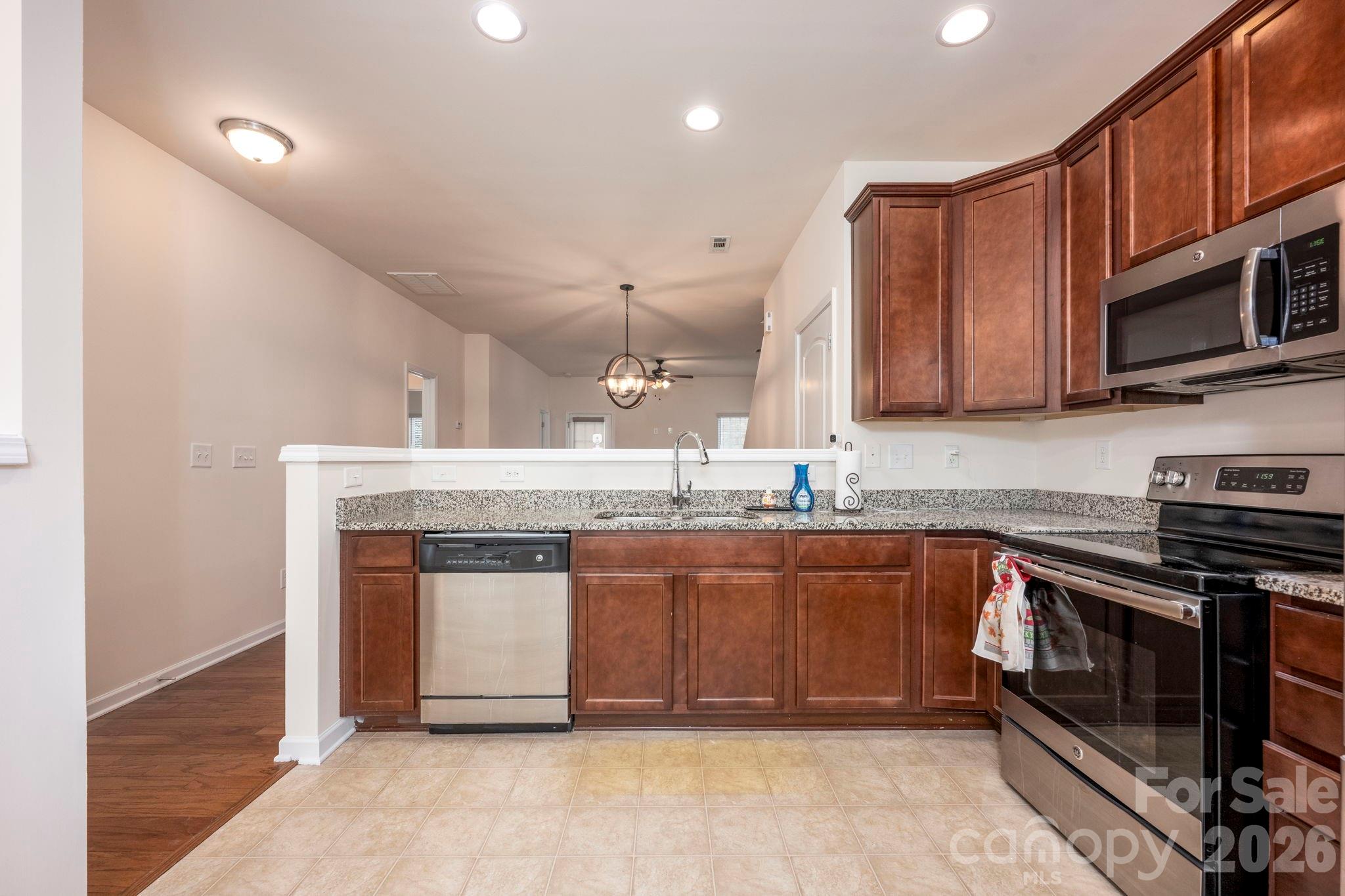 Woodburn Crossing - Residential