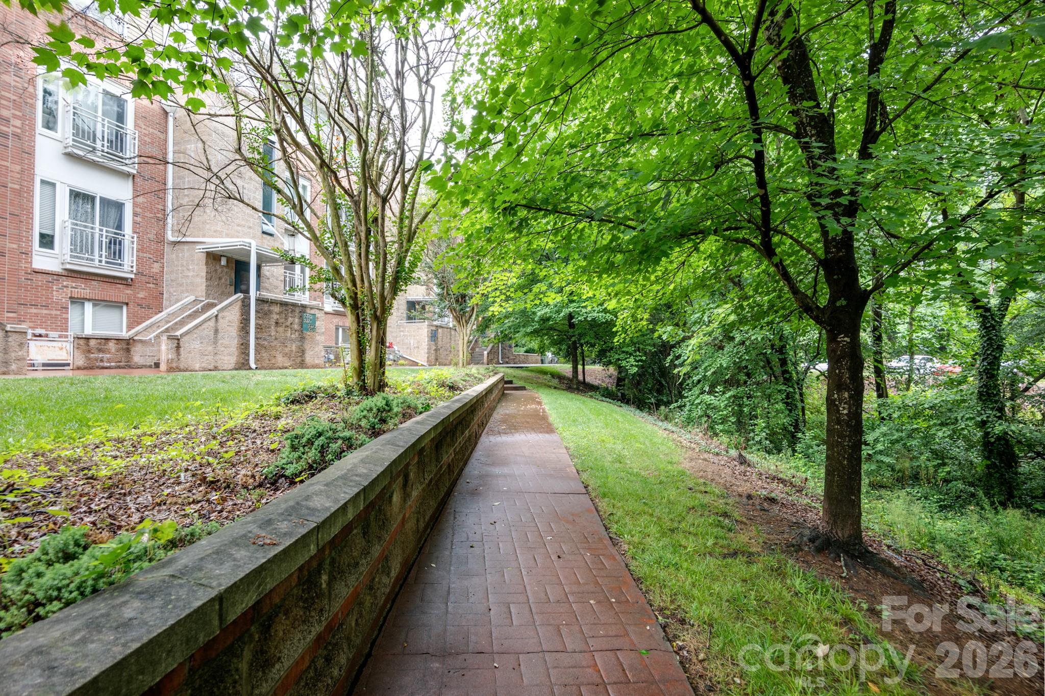 Renaissance Townhome Lofts Condo - Residential