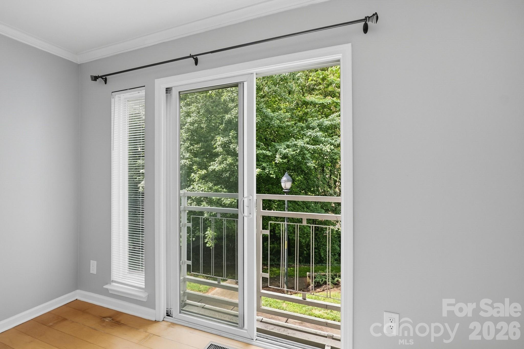 Renaissance Townhome Lofts Condo - Residential