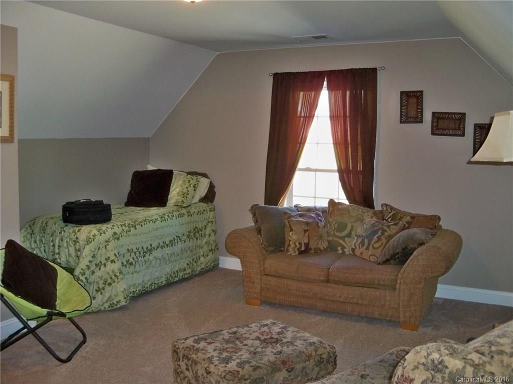 Oak Creek - Residential