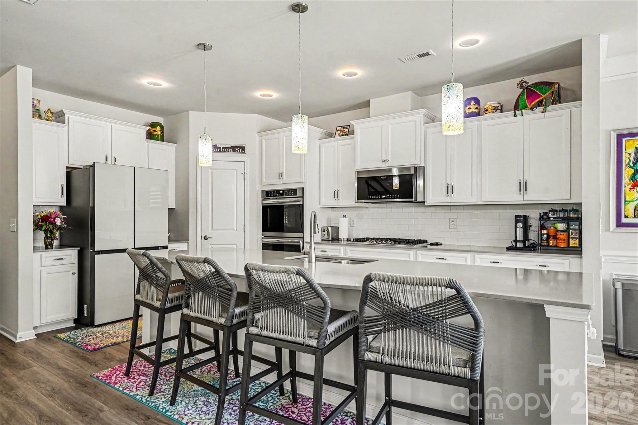 3024 Deep River Way