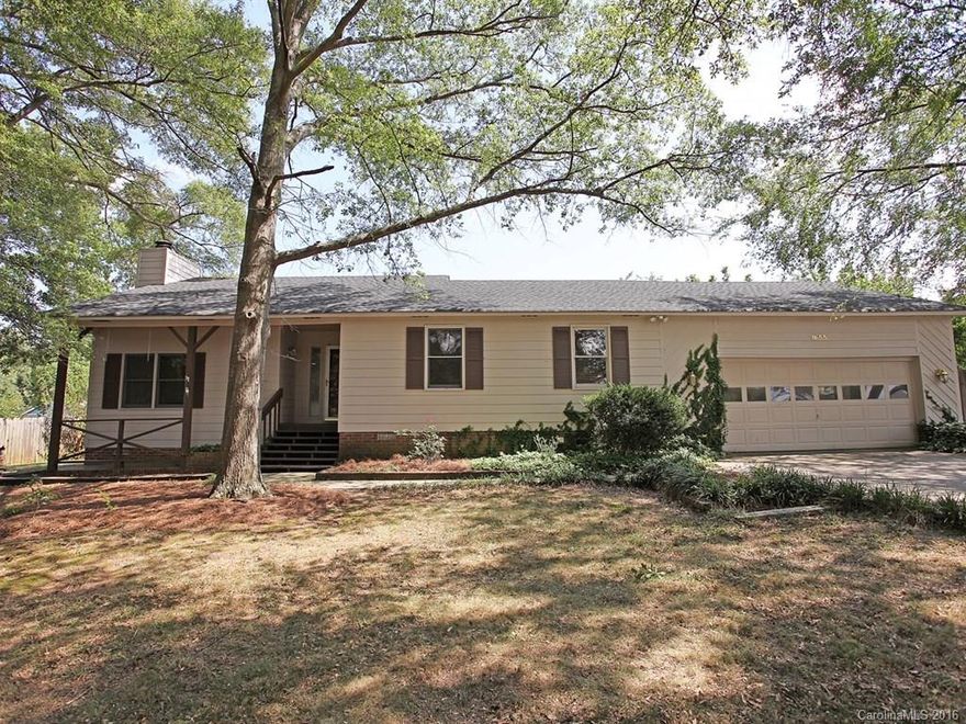 Updated RANCH Within Walking Distance to Shops, Restaurants and more in Baxter Village. NEW Flooring,& FRESH Paint! Great Room with Wood-Burning Fireplace. Kitchen with work island, breakfast bar, breakfast area is open to the Great Room. Spacious Screen Porch is perfect year round in SC. Large Deck overlooking big, level fenced yard! Trane gas pack & roof only 4 yrs old. Roof over porch is brand new. 2 Car Attached Garage ready for your tools. Neighborhood tennis court. Just minutes from I-77!