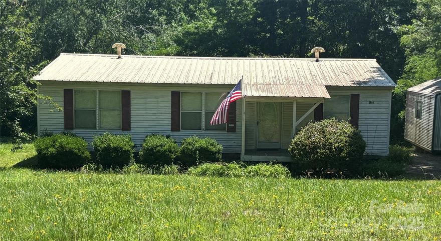 Come and see this spacious 3 bed 2 full bath home. Conveniently located in Denver, but tucked away in a quiet private area with a lot featuring 1.6 acres, this home is a nice palate to create your own style featuring neutral walls and laminate flooring. The split bedroom plan with large rooms is versatile yet very functional. Easy to show, seller says bring us and offer.