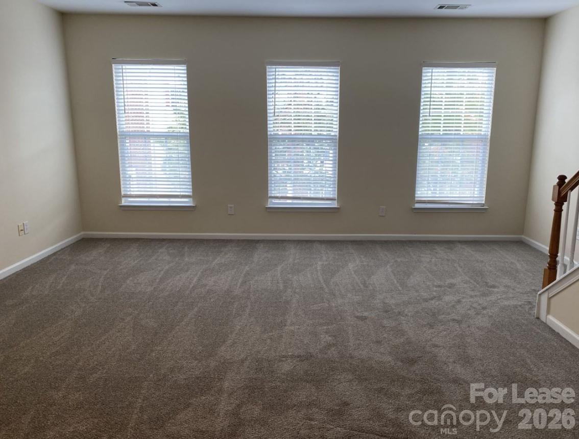 10020 Kings Parade Boulevard