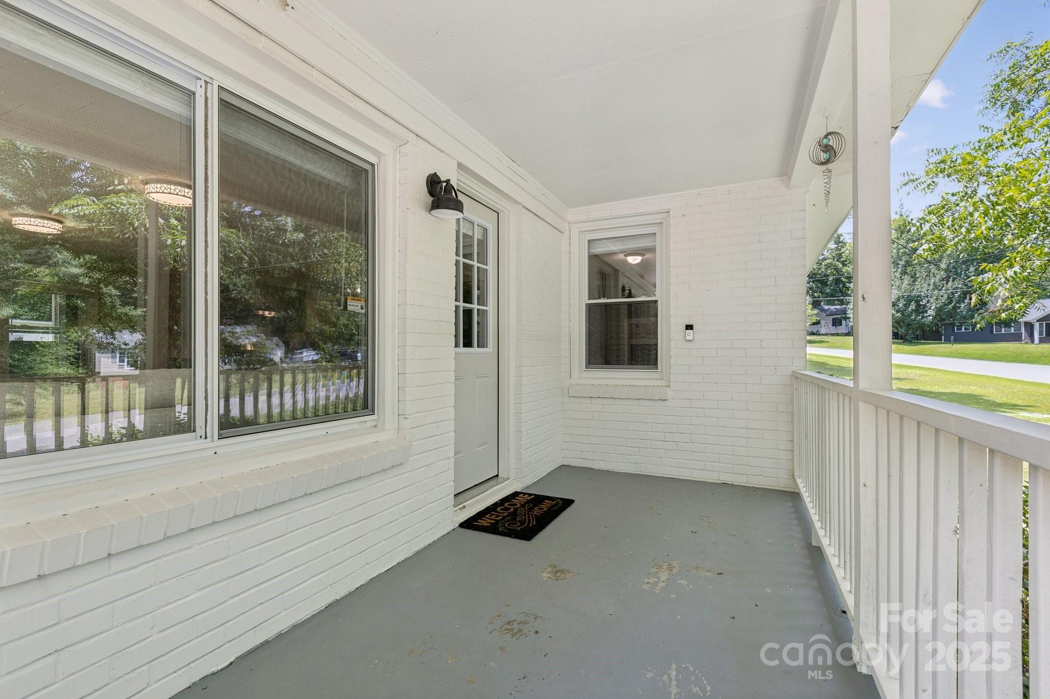1451 Kings Circle