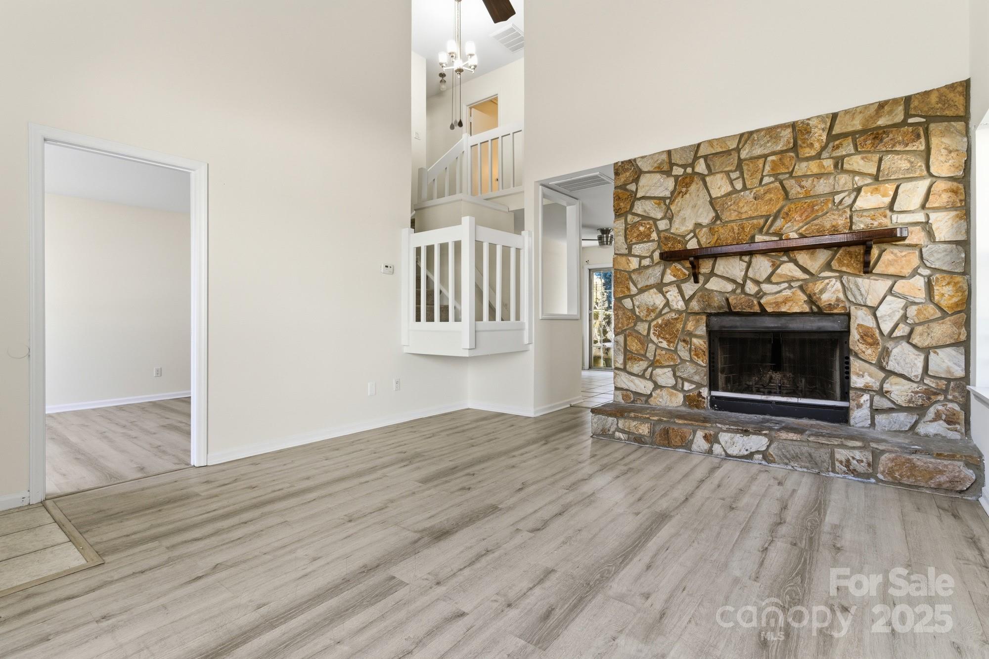 6113 Windsor Gate Lane