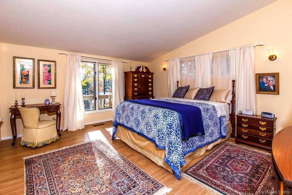 Connestee Falls - Residential