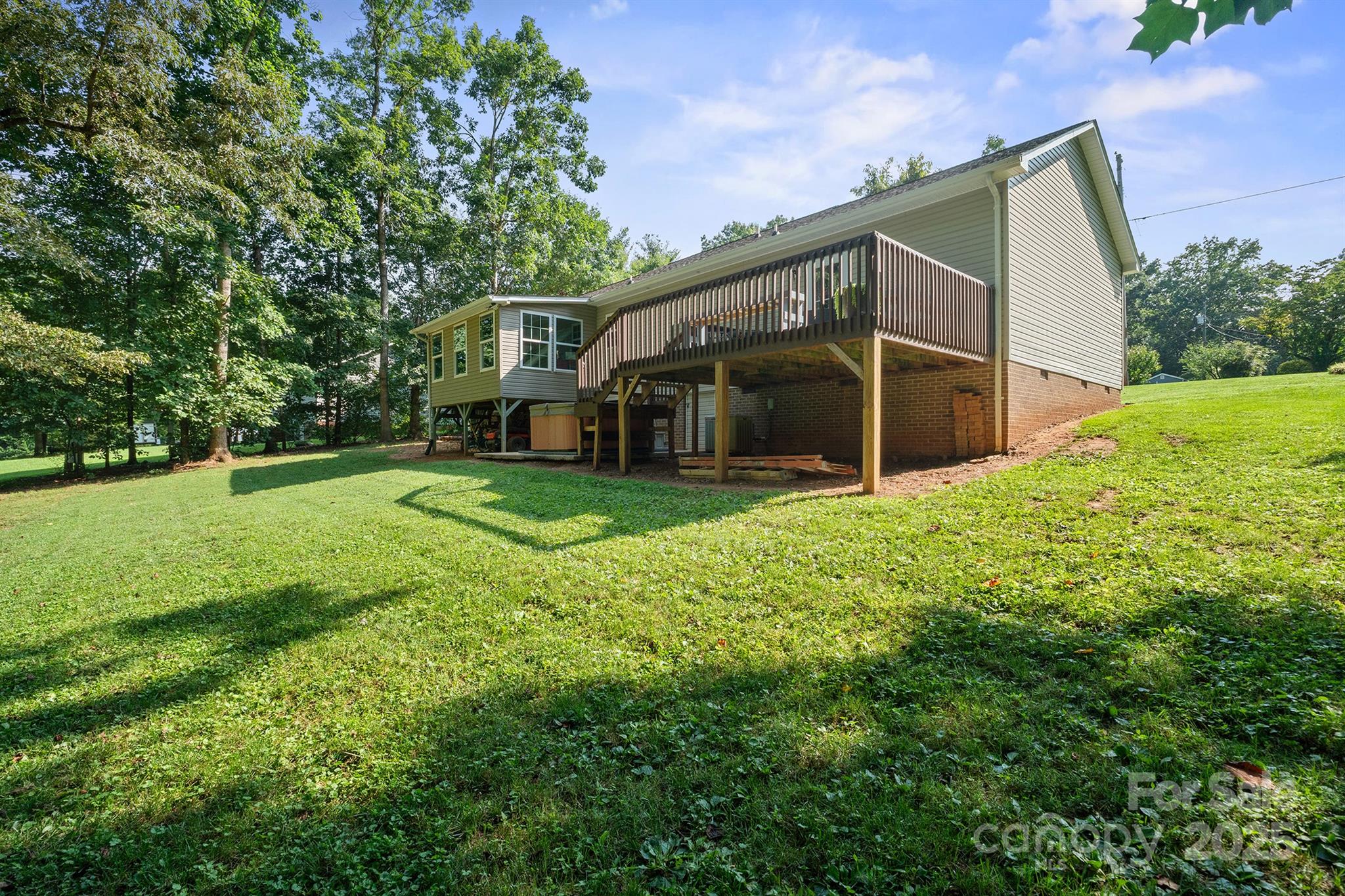 5476 Chestnut Drive