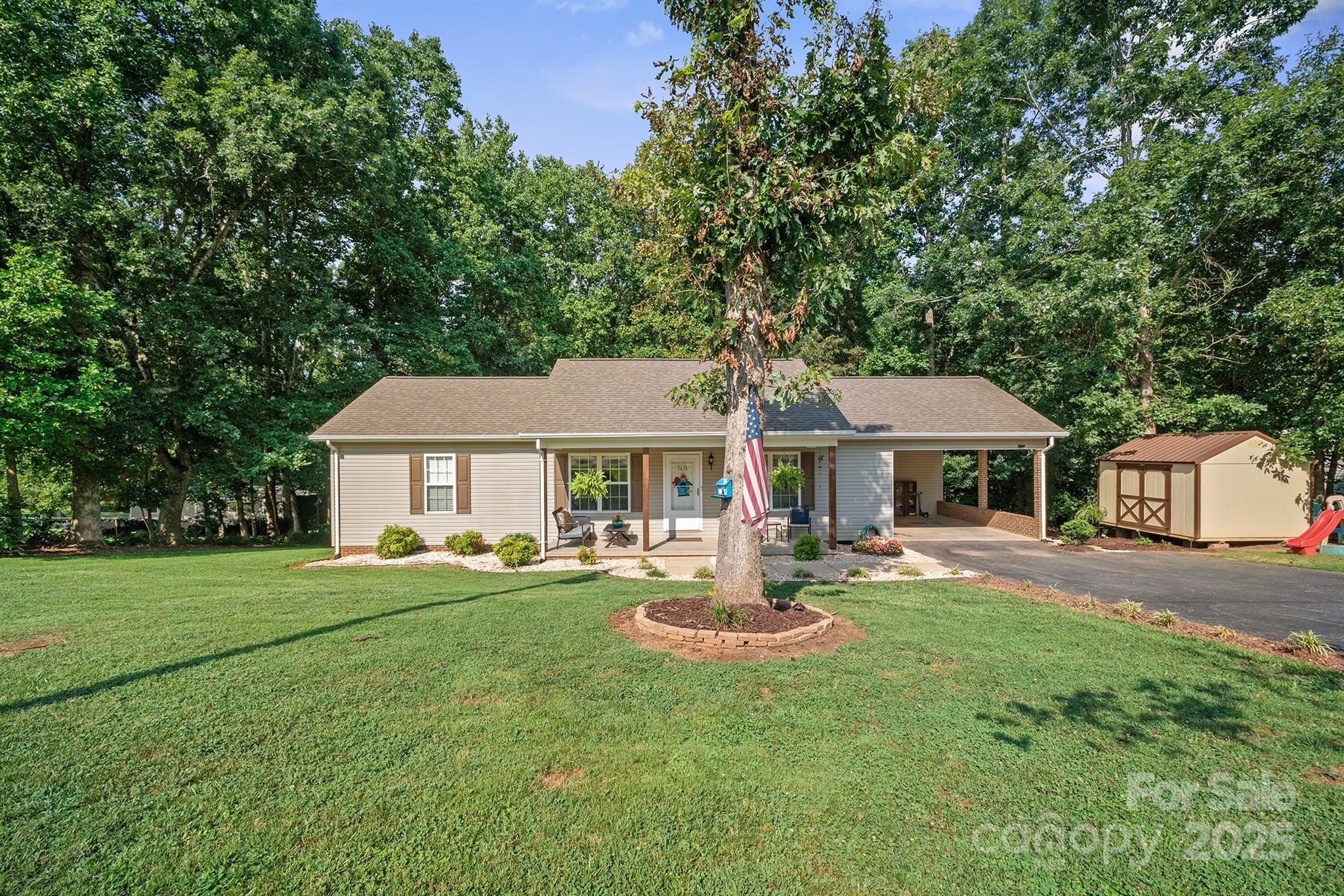 5476 Chestnut Drive