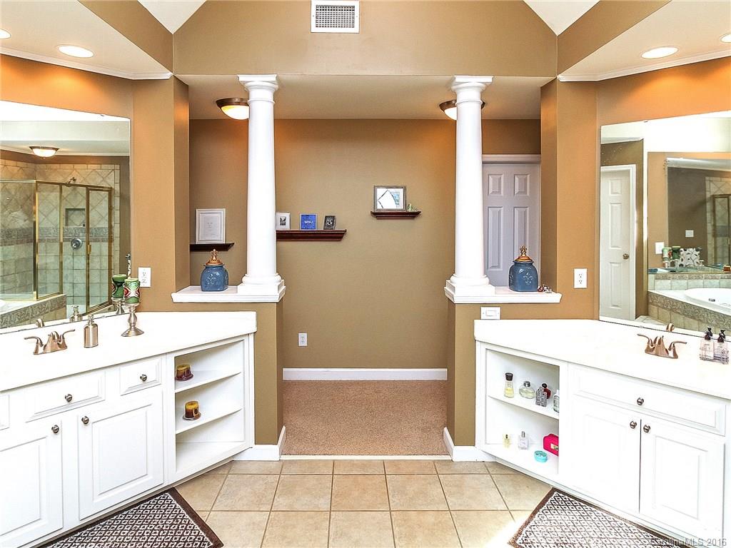 Bridgehampton - Residential