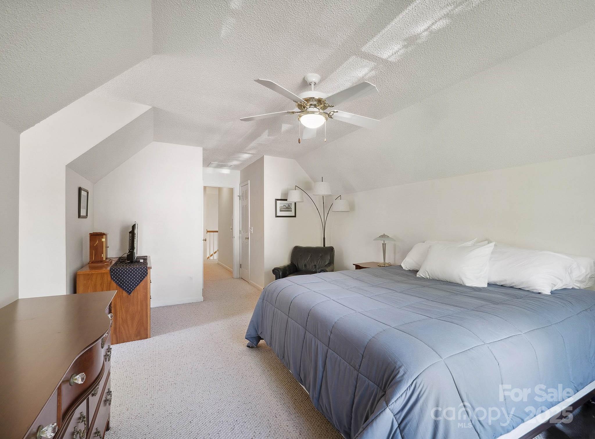 Hunters Run - Residential