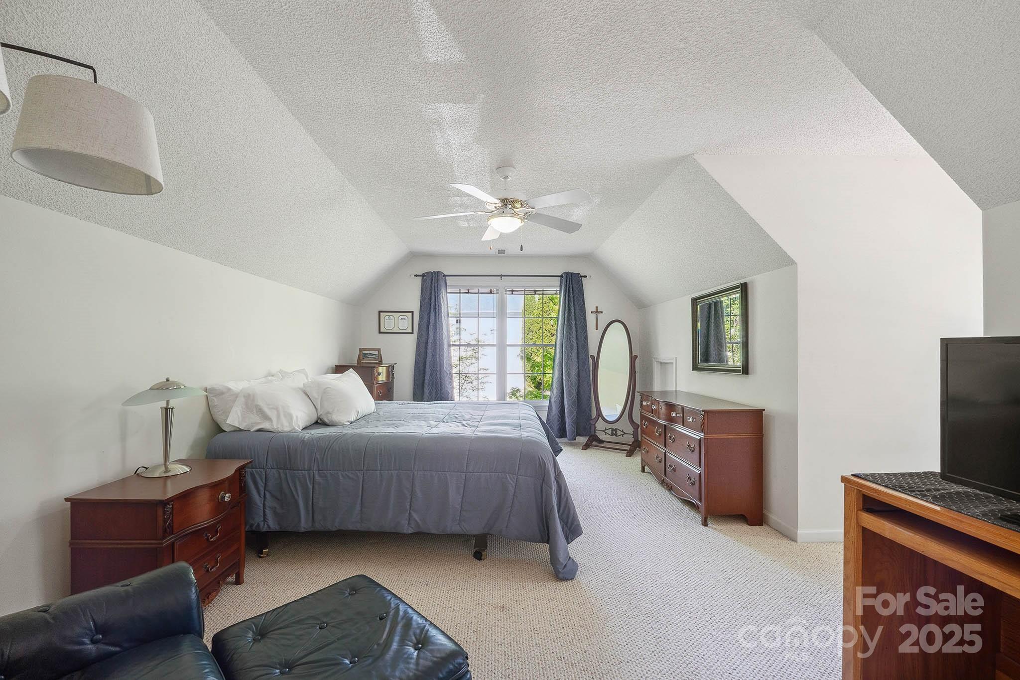 Hunters Run - Residential