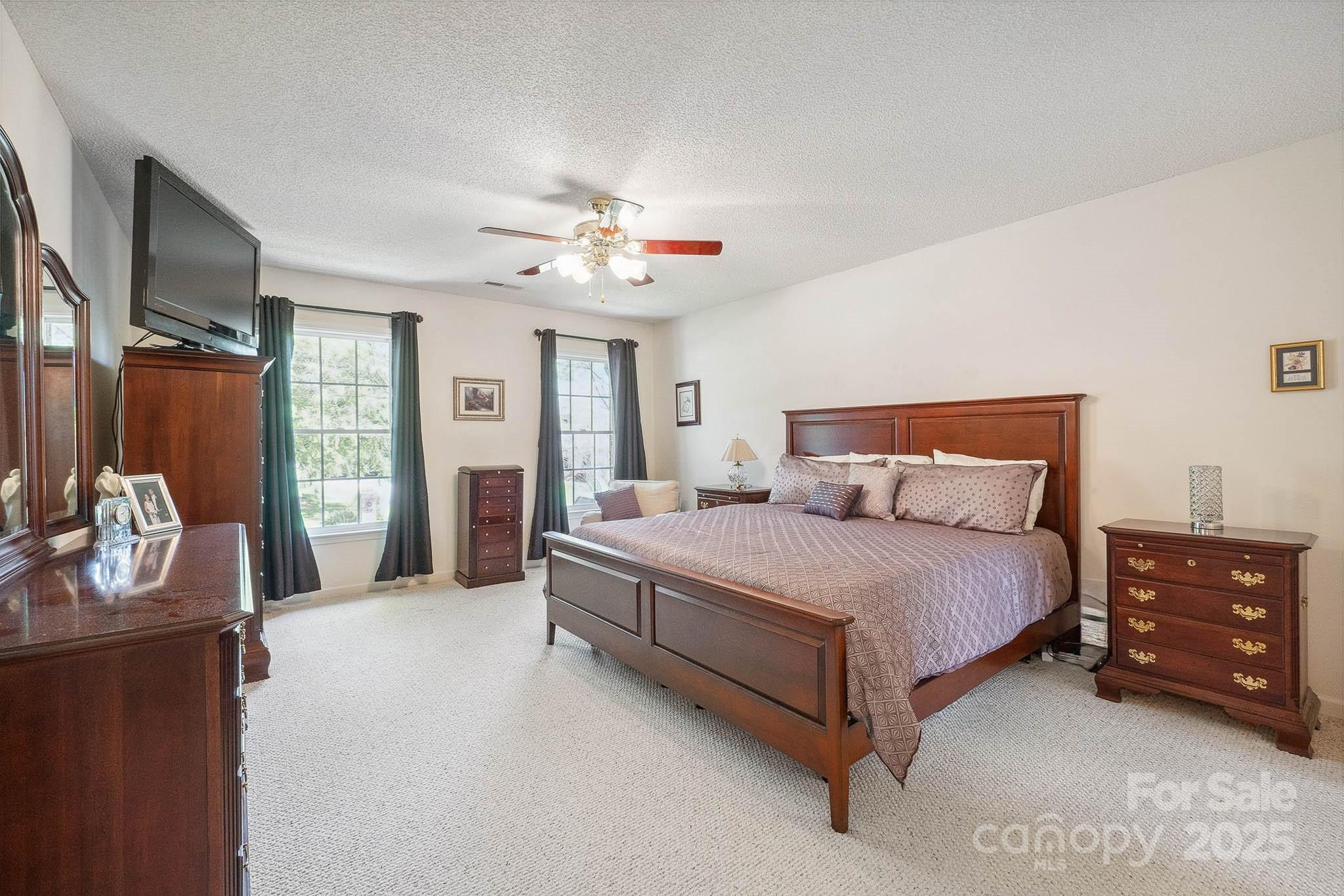 Hunters Run - Residential
