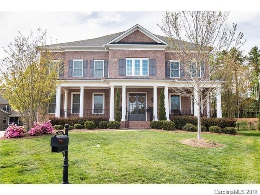 Cul de sac fenced lot in desired Bridgemill. Three car garage, Grand two story foyer, open floorplan, gourmet kitchen, built-ins in great room, extra room/office on main, large bedrooms, granite in master bathroom, vanity, custom tiled shower. Third floor has potential to be finished heated square footage.