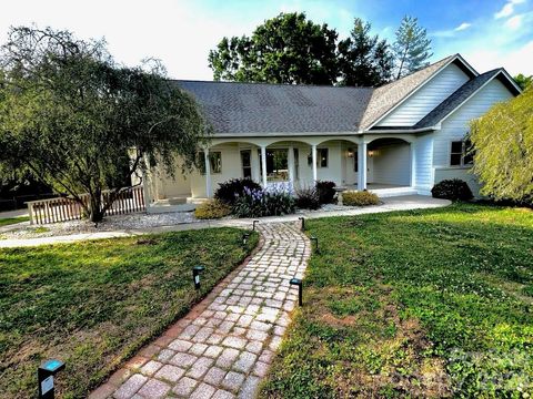 Photo of 13033 Asbury Chapel Road, Huntersville, NC 28078 (MLS # 4369256)