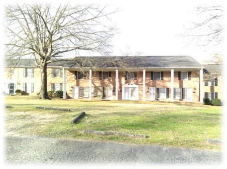 153 W End Street