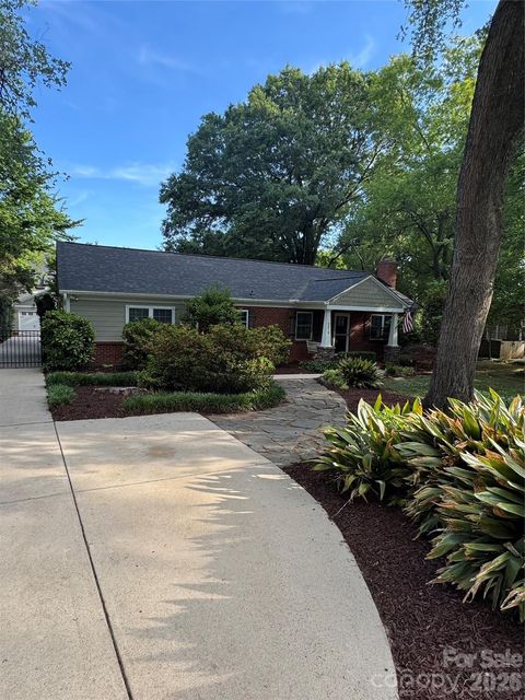Photo of 4218 Windemere Lane, Charlotte, NC 28211 (MLS # 4358912)