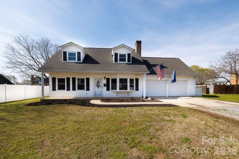 101 Woodland Drive Clover SC 29710