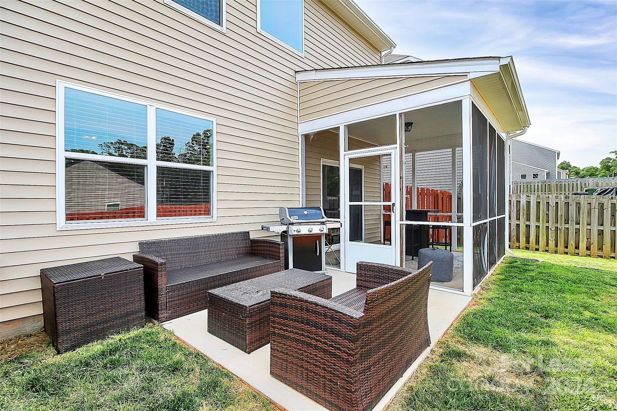 Dutchmans Ridge - Residential Lease