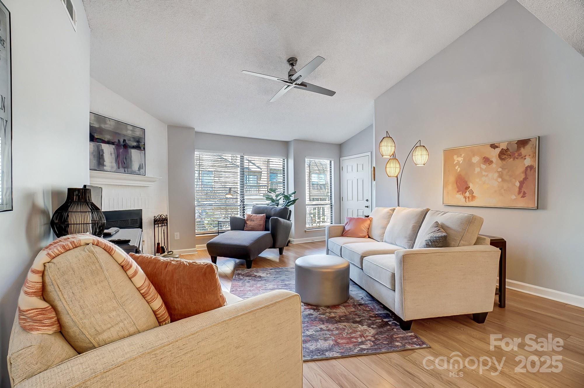 1608 Sharon Road W 56