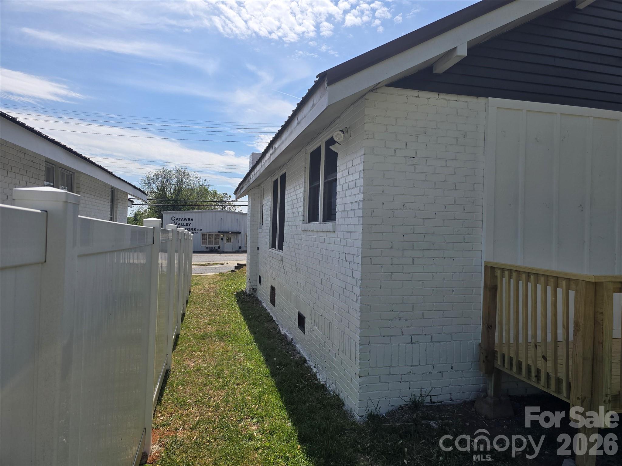813 Highland Avenue SE