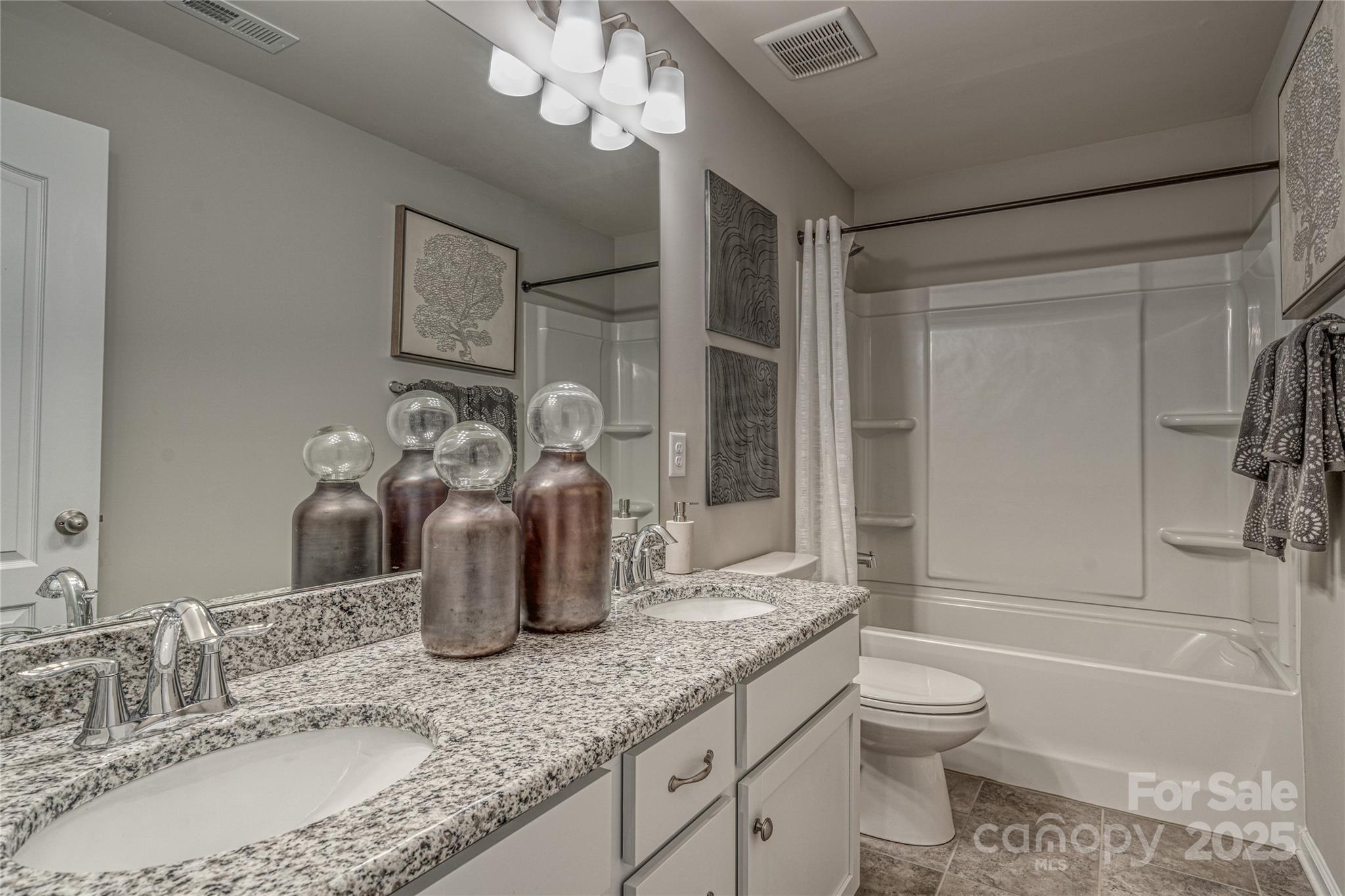 Falls Cove at Lake Norman - Residential