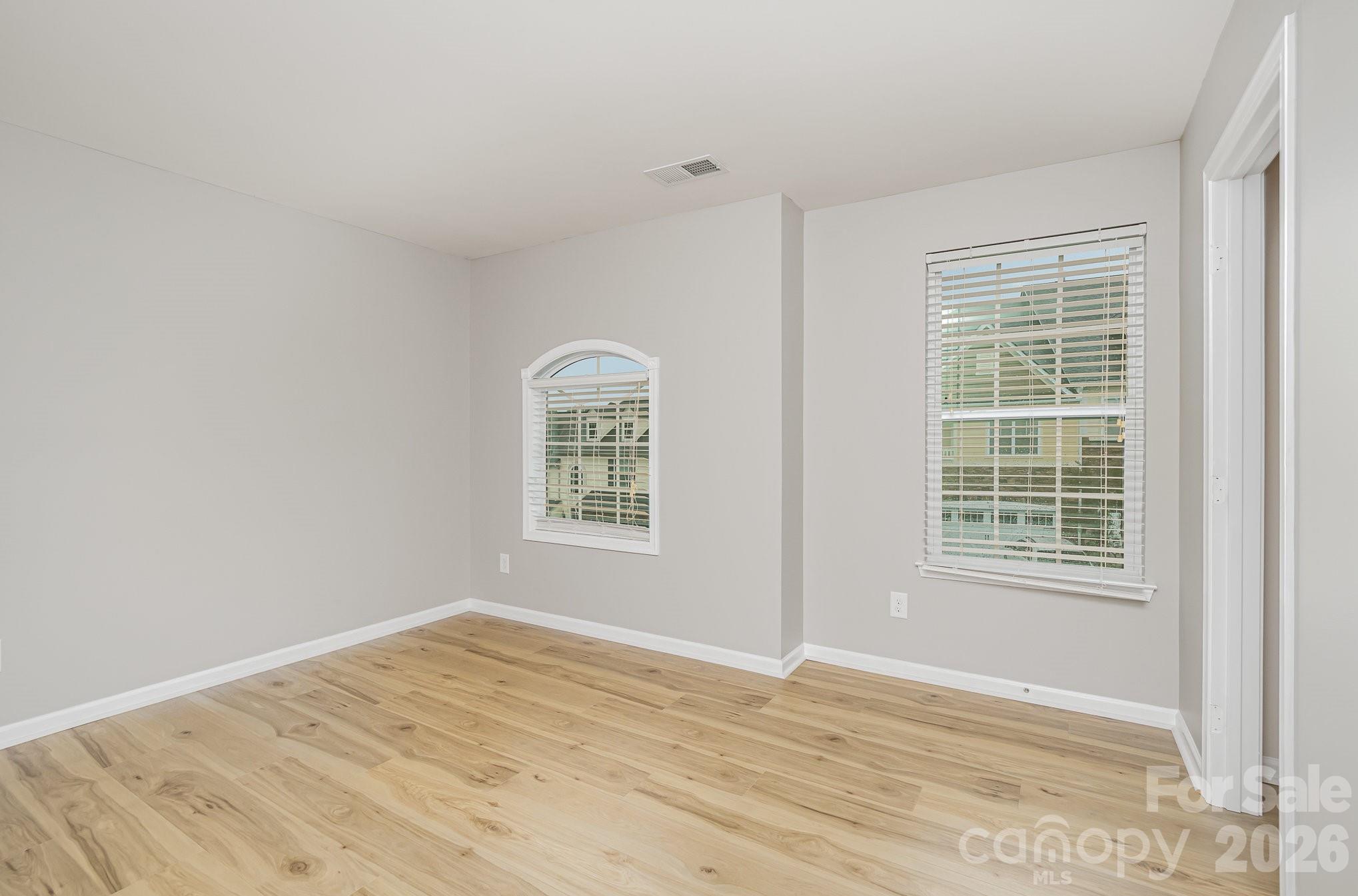 Lake Shore On Lake Wylie - Residential