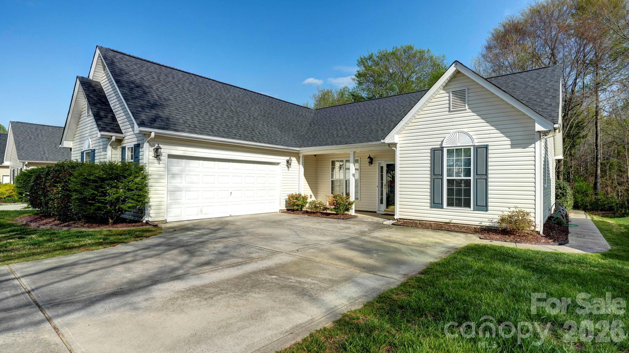 8423 Meadowcreek Village Drive