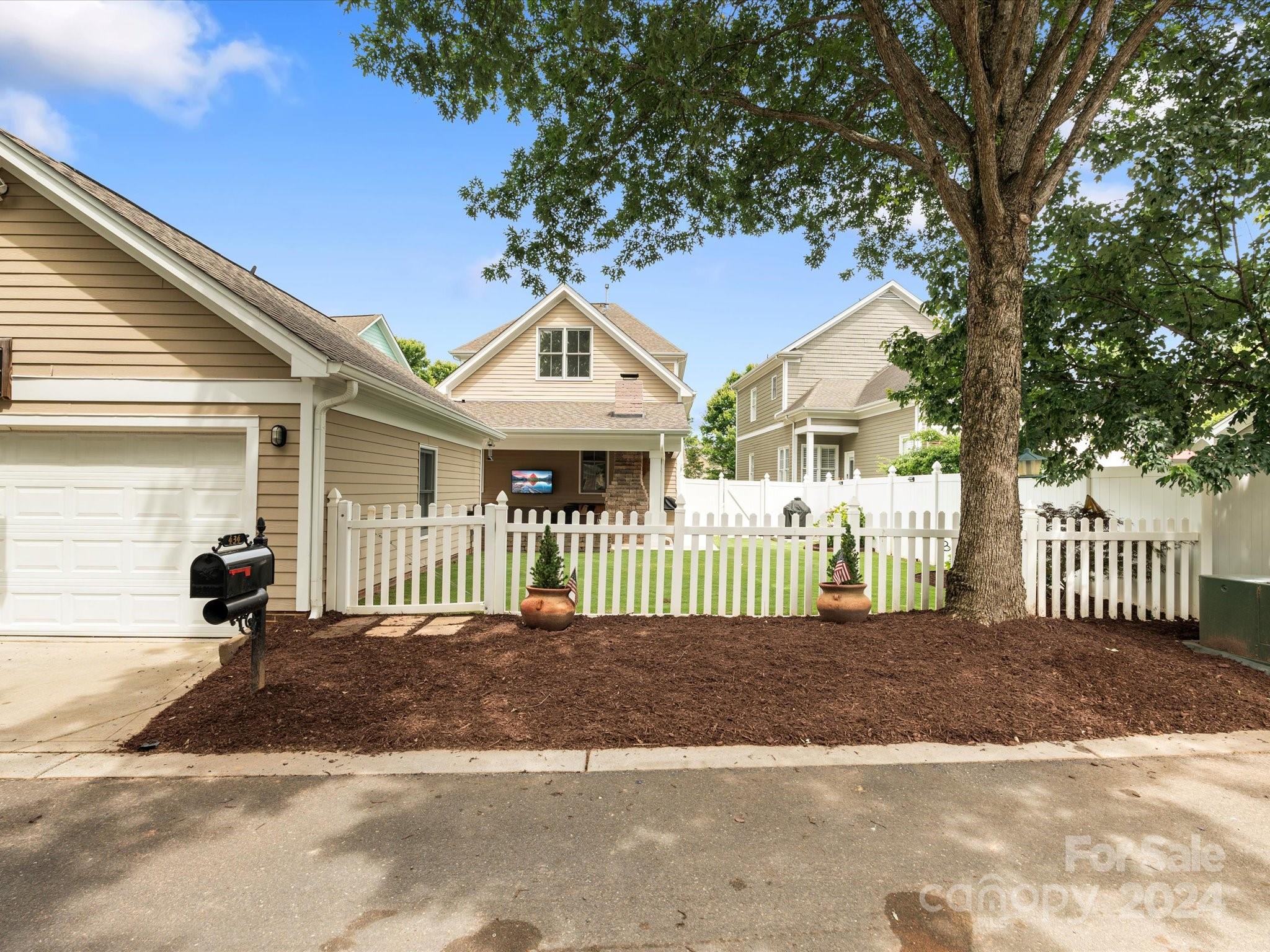 Baxter Village - Residential