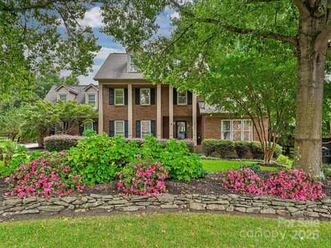 9612 Sweet Cedar Lane Charlotte NC 28210