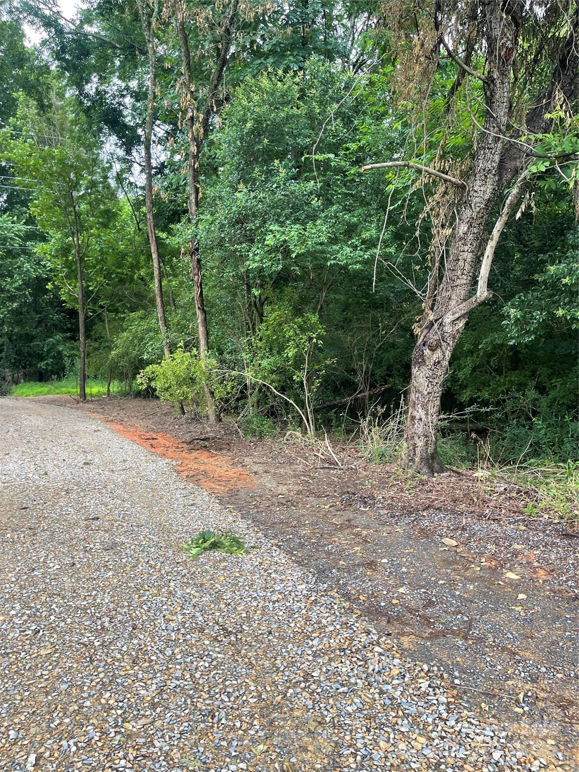 00 Pleasant Valley Road