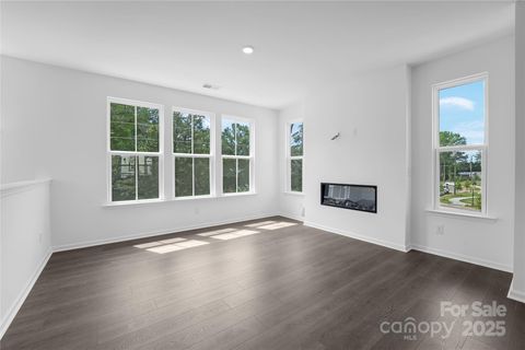 352 Catawba Avenue Davidson NC 28036