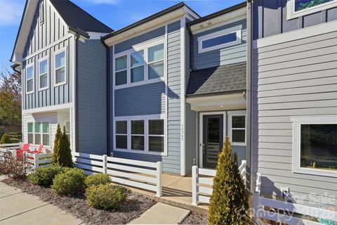 1276 Brawley School Road B Mooresville NC 28117