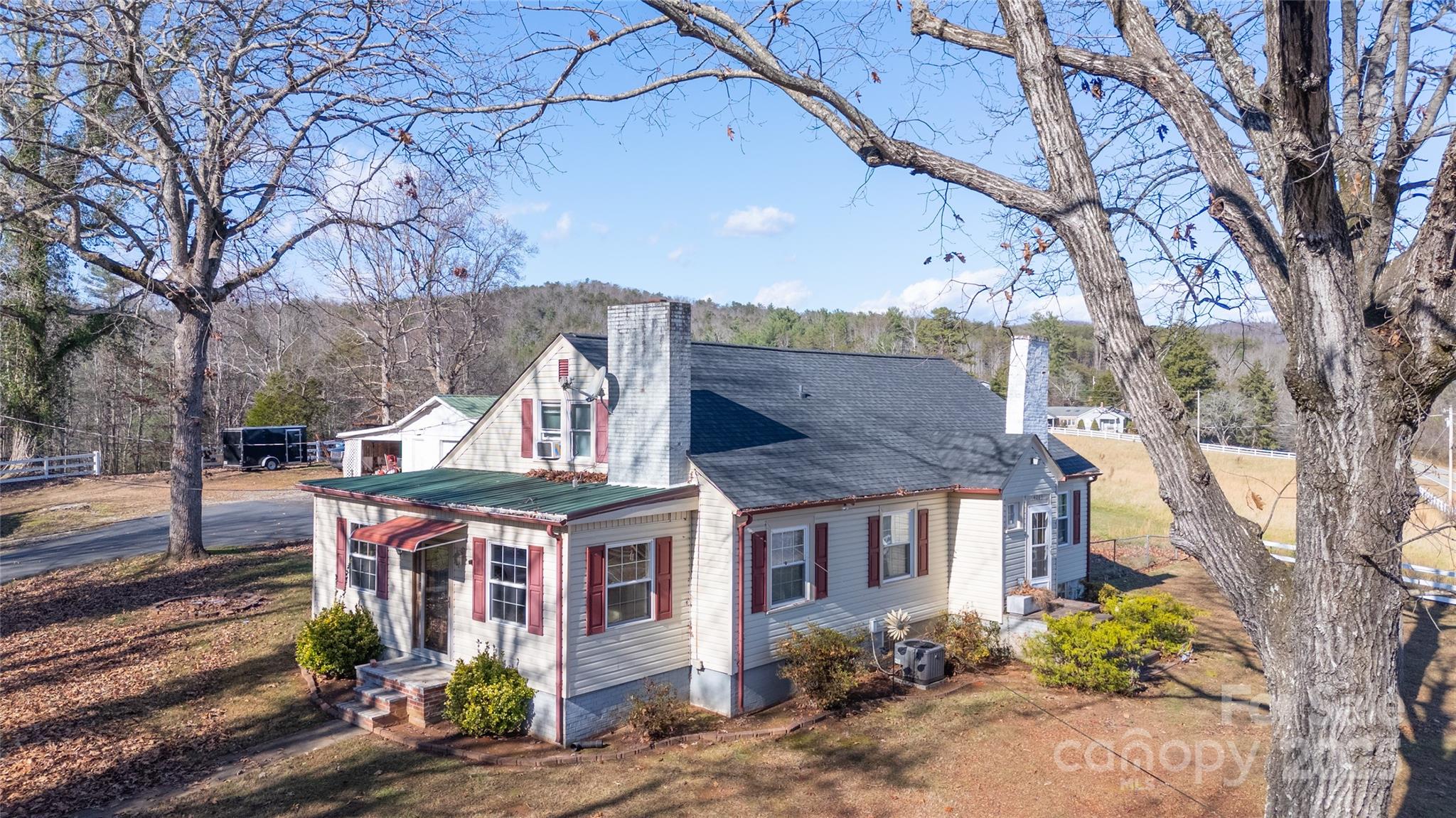 Lenoir, North Carolina 28645, United States, 3 Bedrooms Bedrooms, ,2 BathroomsBathrooms,Residential,Active,251413