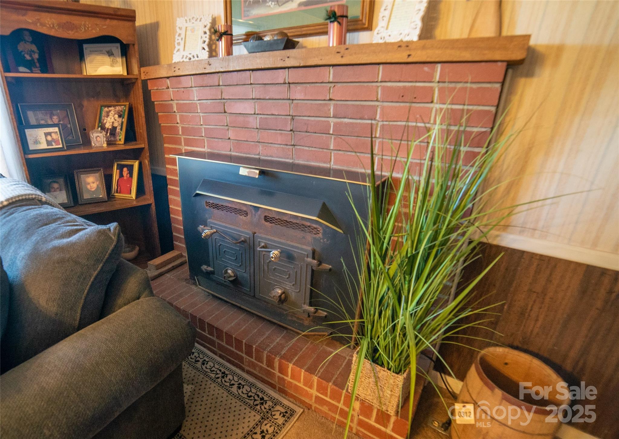 Lenoir, North Carolina 28645, United States, 3 Bedrooms Bedrooms, ,2 BathroomsBathrooms,Residential,Active,251413