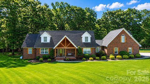 Photo of 870 McRee Road, Lincolnton, NC 28092 (MLS # 4392949)