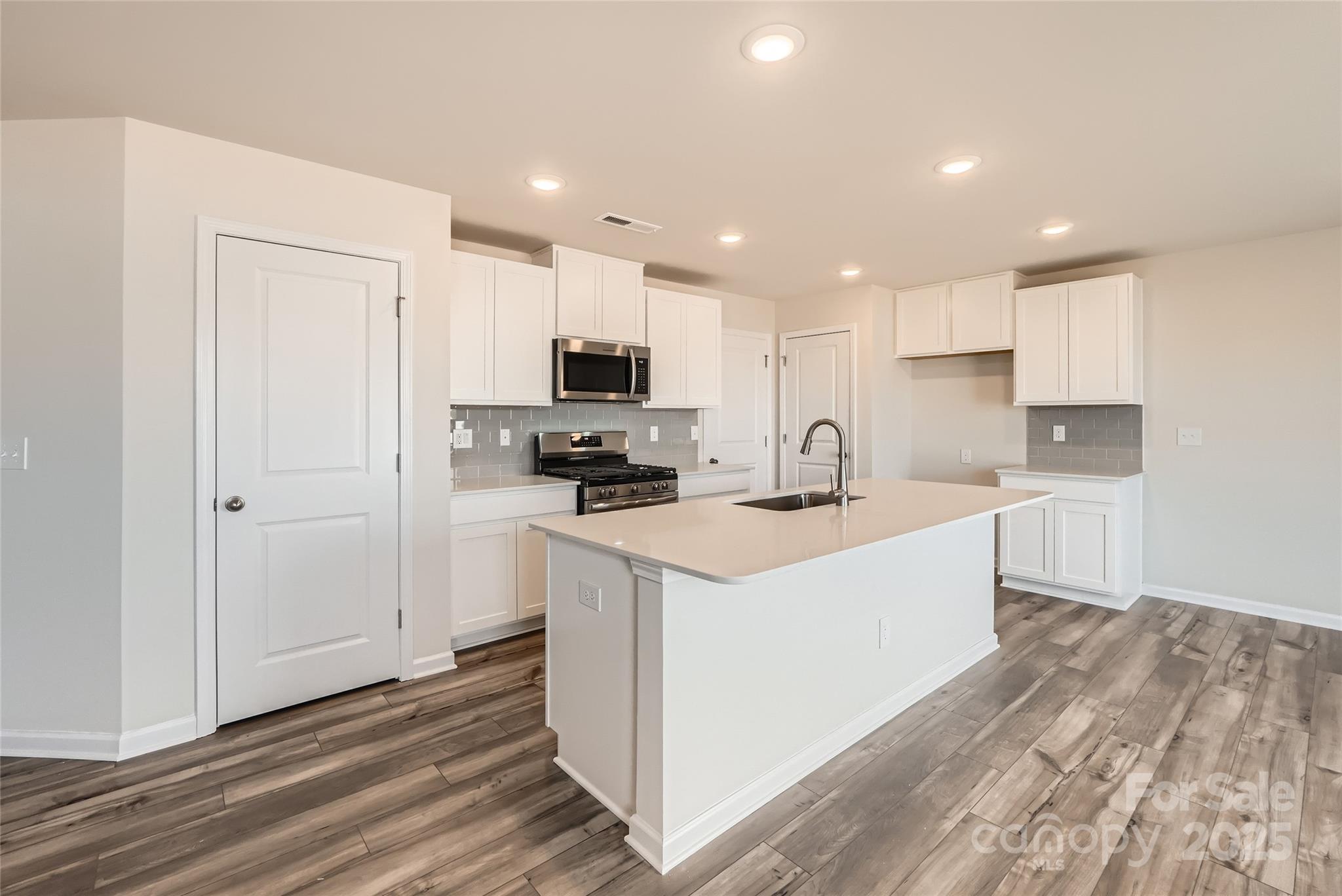 212 Cassius Drive
