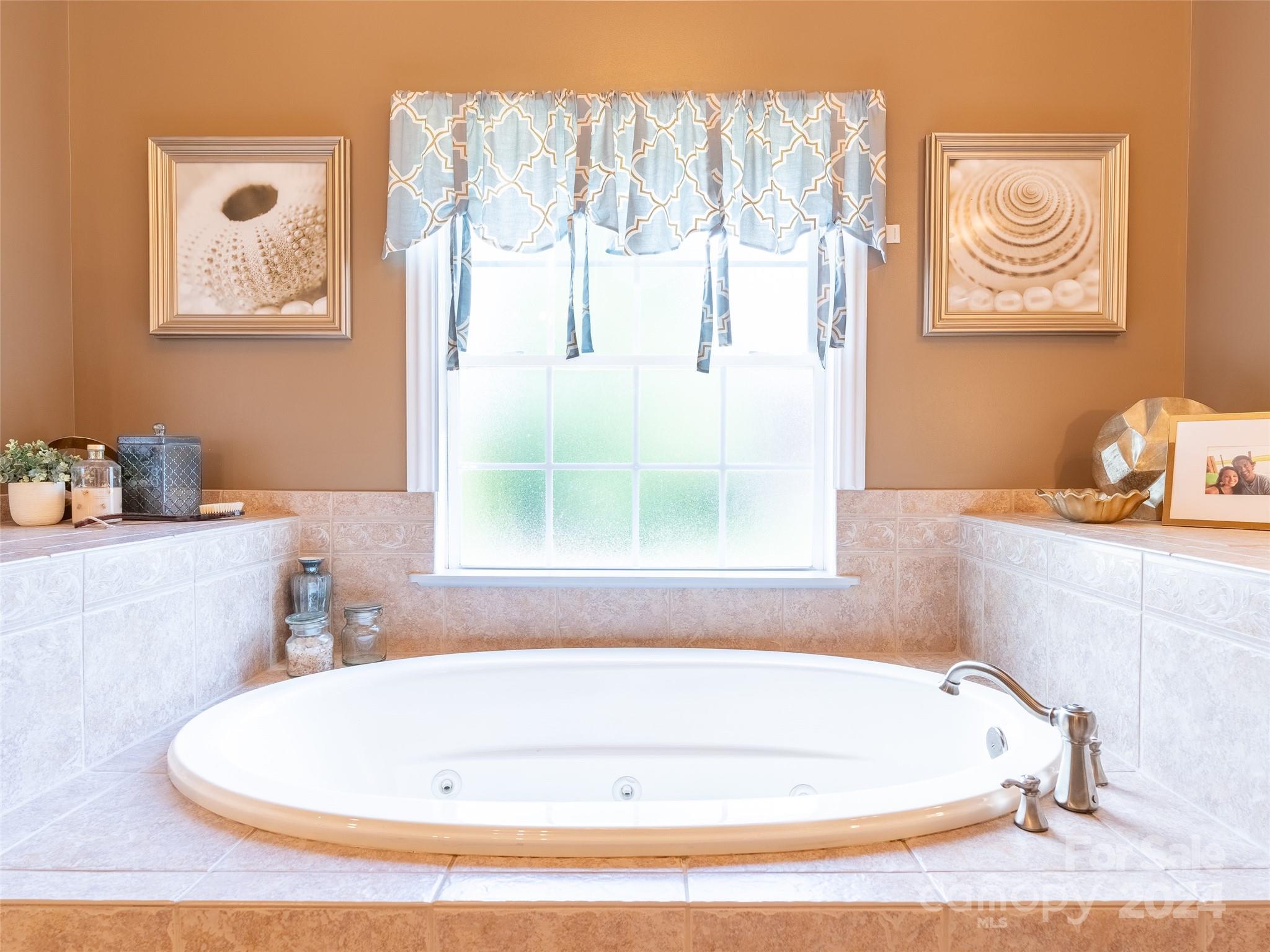 Holcombe Meadows - Residential