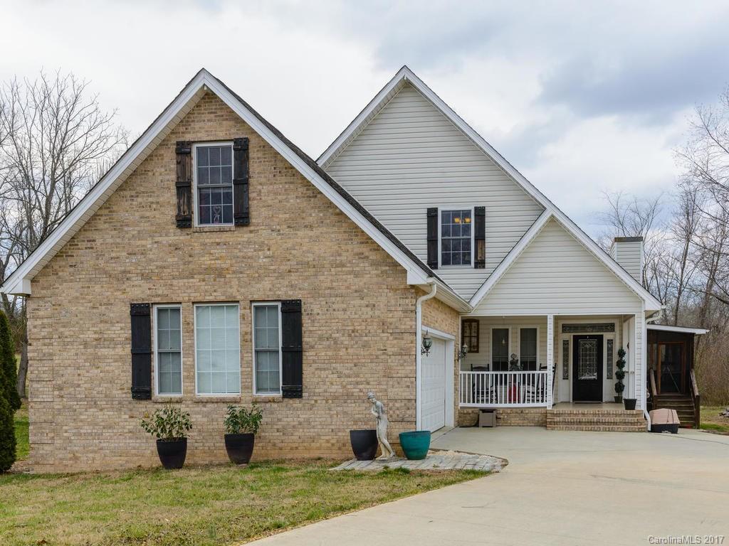 Mills River Village - Residential